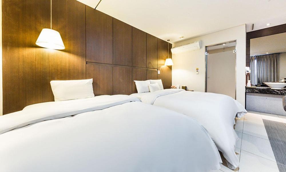 Yeongdeungpo Lifestyle F Hotel โซล ภายนอก รูปภาพ