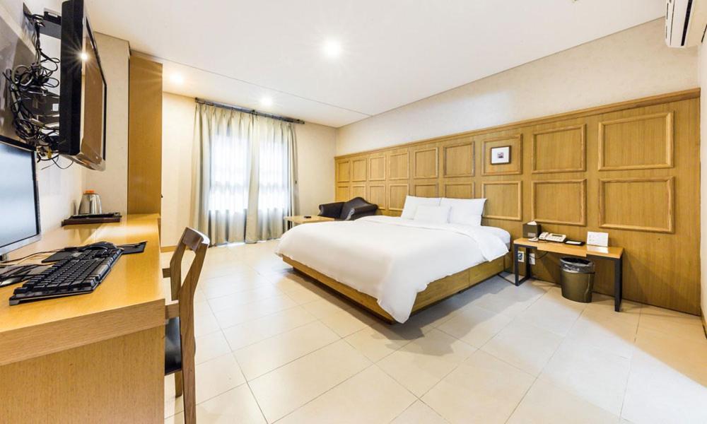 Yeongdeungpo Lifestyle F Hotel โซล ภายนอก รูปภาพ