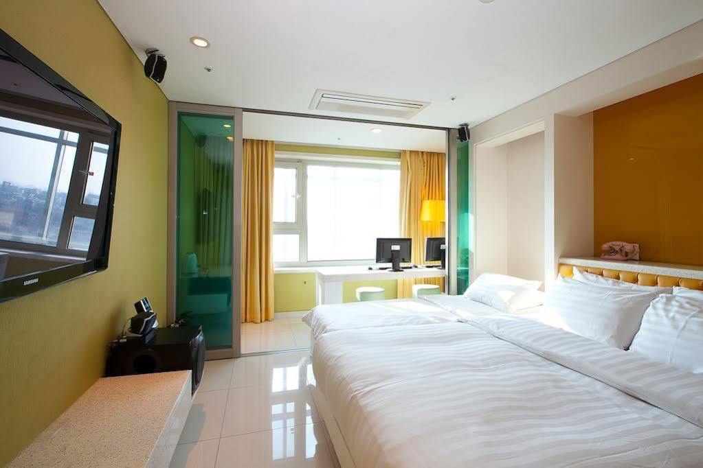 Yeongdeungpo Lifestyle F Hotel โซล ภายนอก รูปภาพ